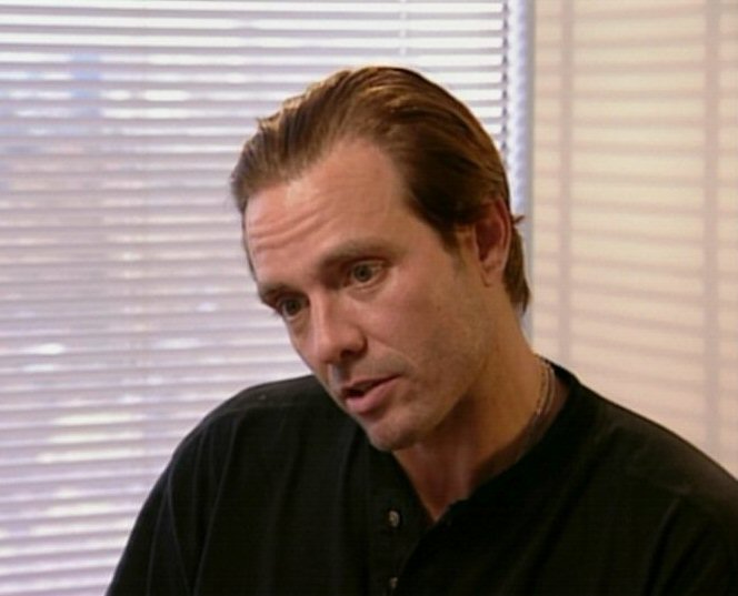 James Cameron
Keywords: director_james_cameron