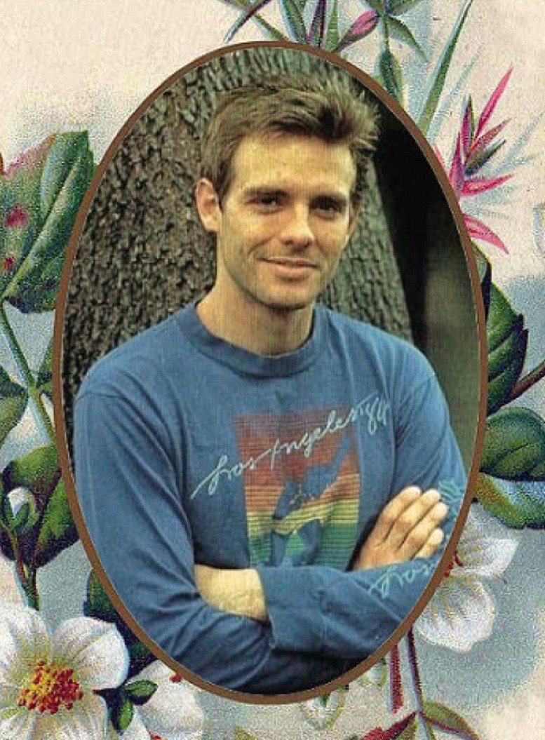 Michael Biehn by Helen
Keywords: candid_art