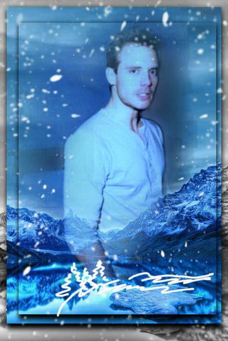 Michael Biehn by Helen
Keywords: candid_art