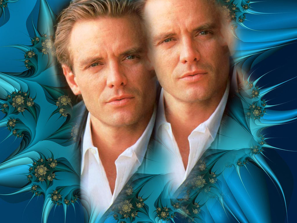 Michael Biehn - Candid by Iran
Keywords: candid_art;candid_wpr