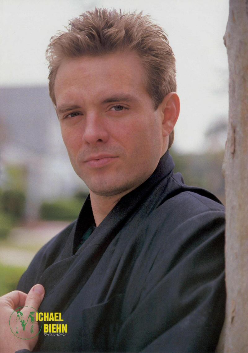 Japanese Magazine - Posters and Portraits - PAGE 4
Keywords: media_poster;candid_img