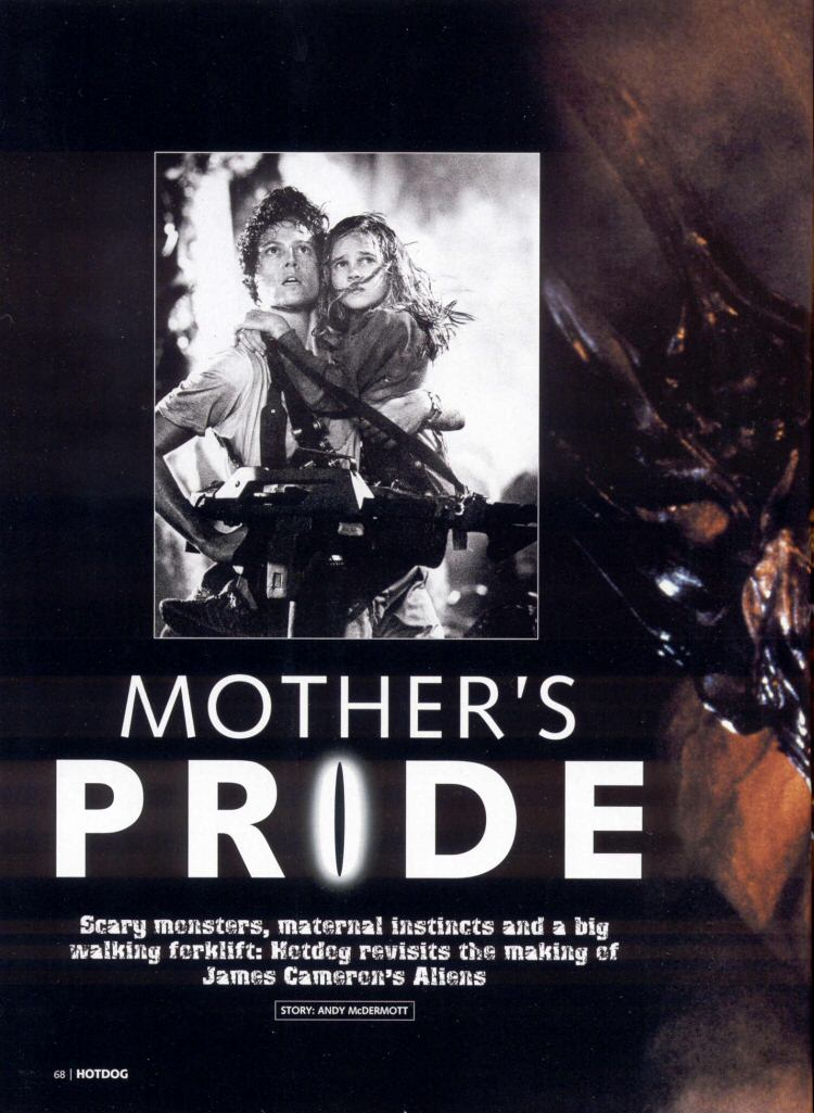 Aliens - Hot Dog Nov 2003 #42 - Mother's Pride - PAGE 2
Keywords: ;media_review
