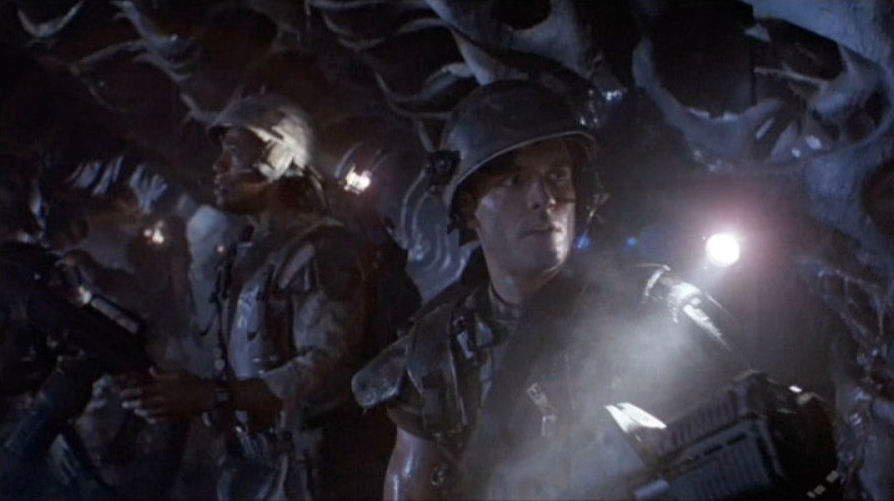 ALIENS
