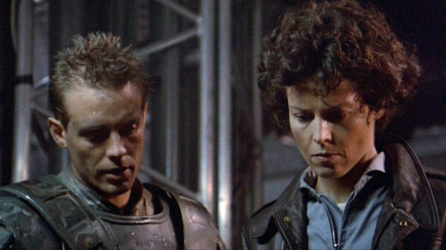 ALIENS
