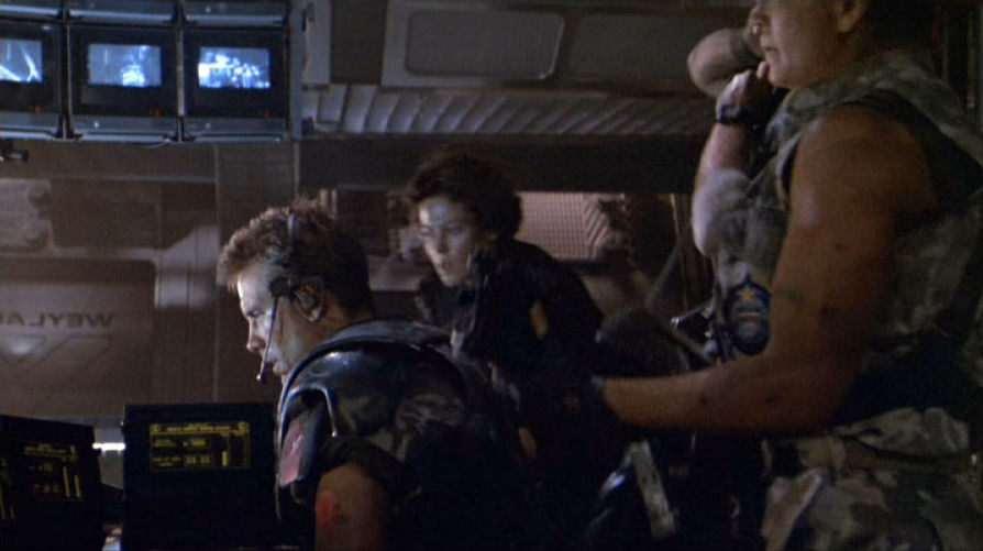ALIENS
