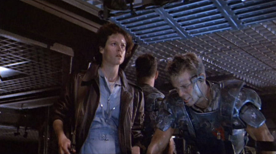 ALIENS
