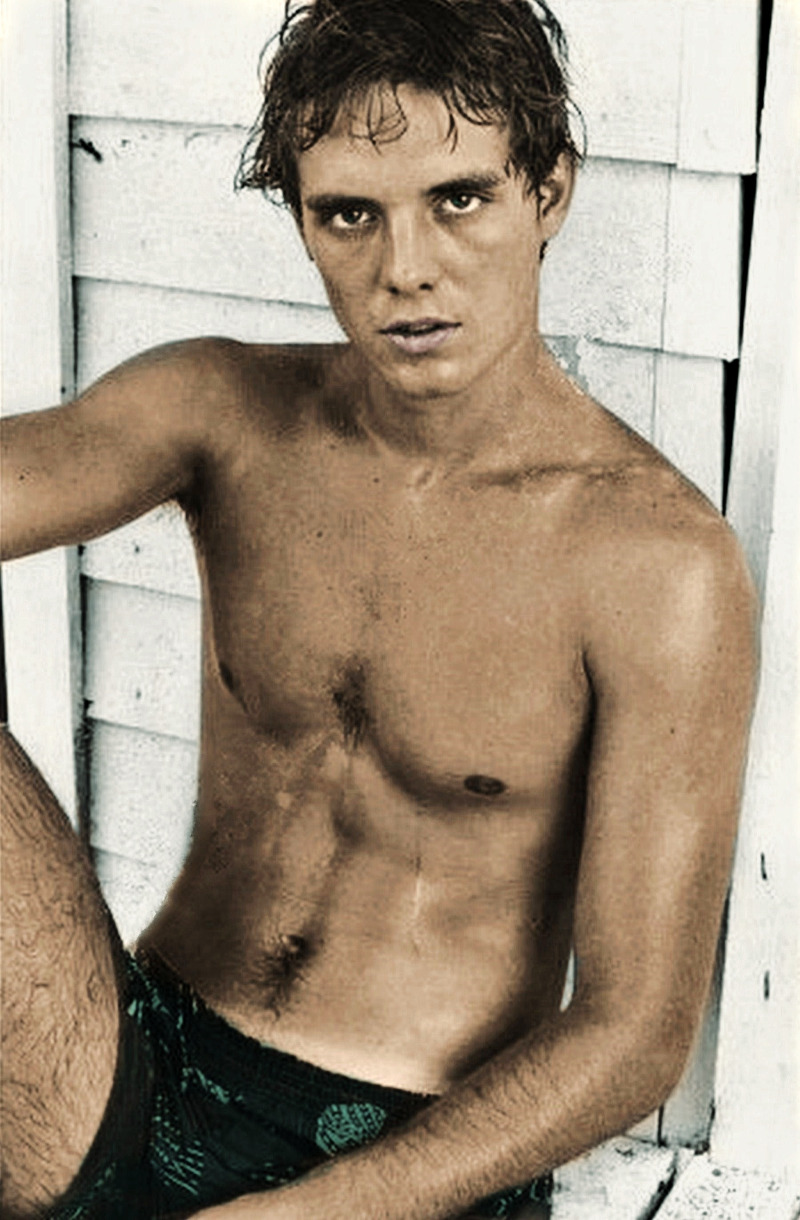 Michael Biehn by Helen
Keywords: candid_art