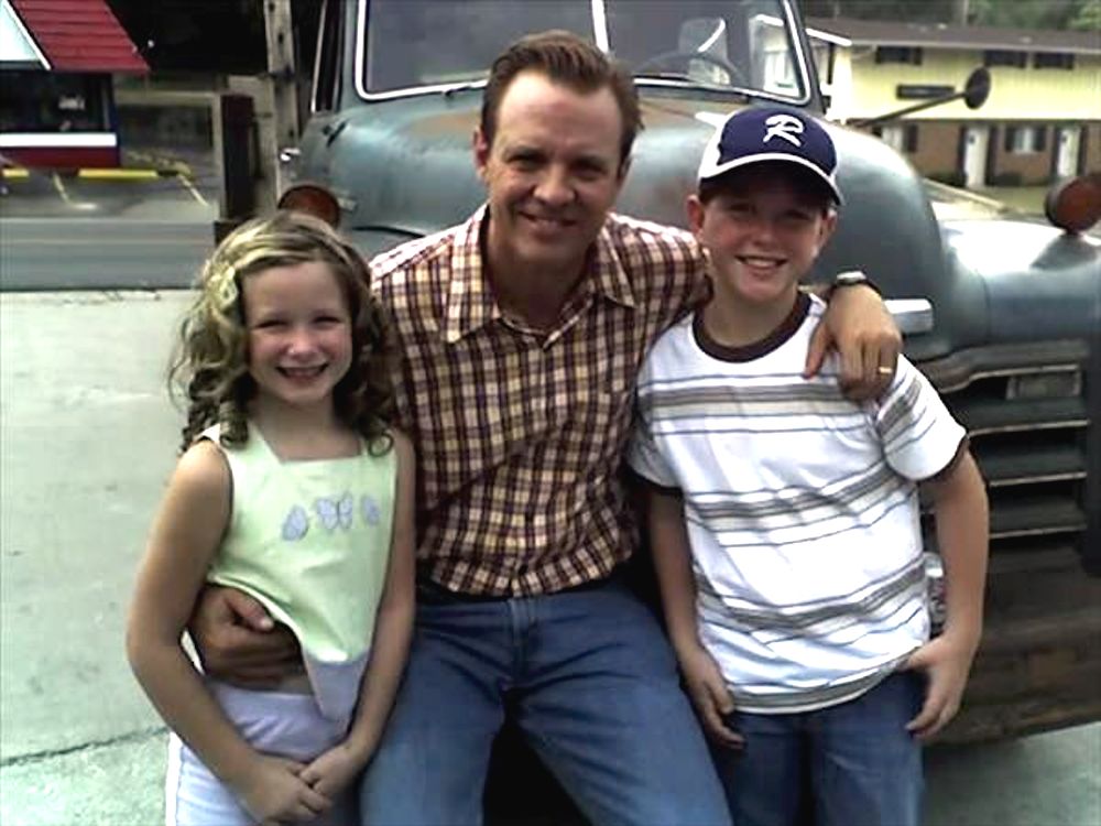 Bereavement - On Set
Keywords: all_mb_images;bereavement_img